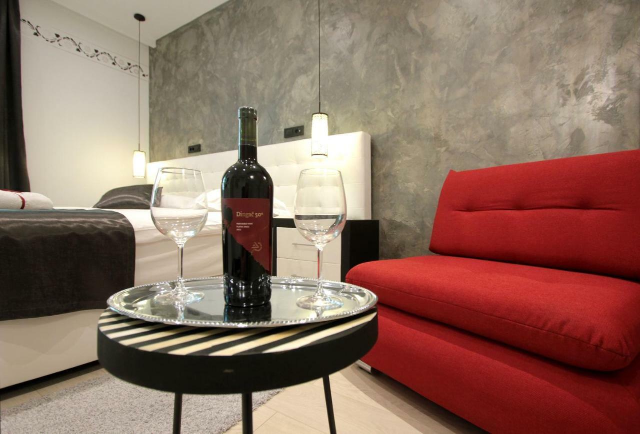 Well Of Life Luxury Rooms Split Exterior foto